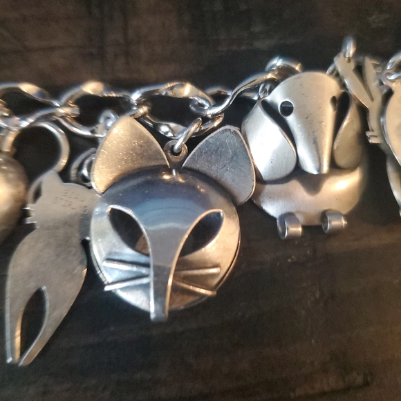 💚SOLD💚Amazing Vintage Sterling Beau Animal Charm Bracelet - Picture 8 of 9